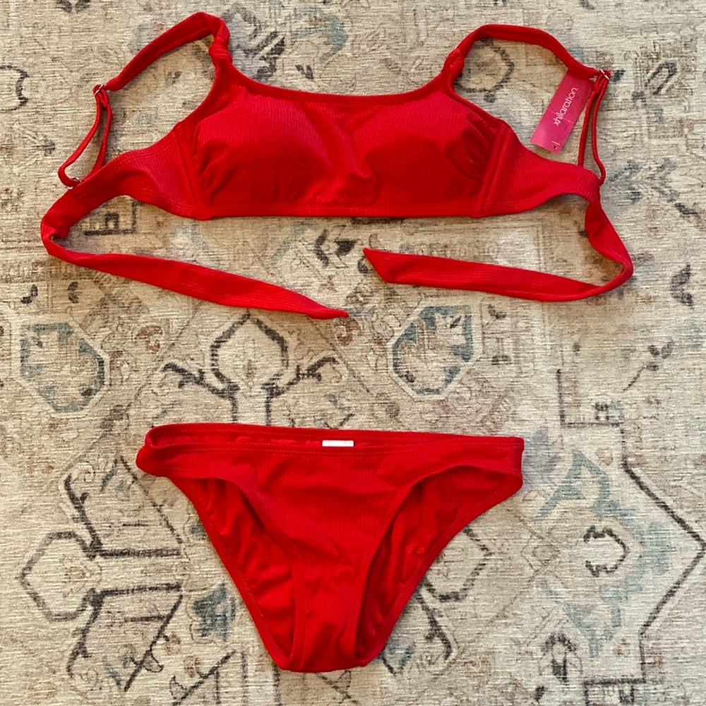 NWT Xhilaration bikini.